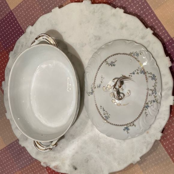 CH Field Haviland Limoges Oval Serving Dish with Lid - Picture 11 of 11
